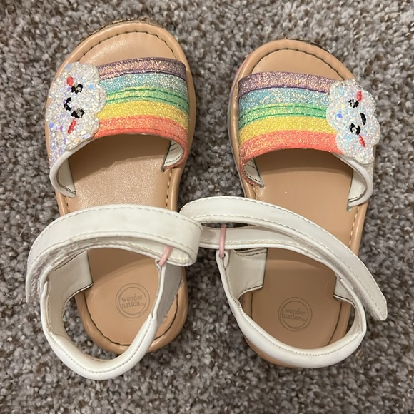 Rainbow wonder nation shoes size 8 toddler - Picture 3 of 3